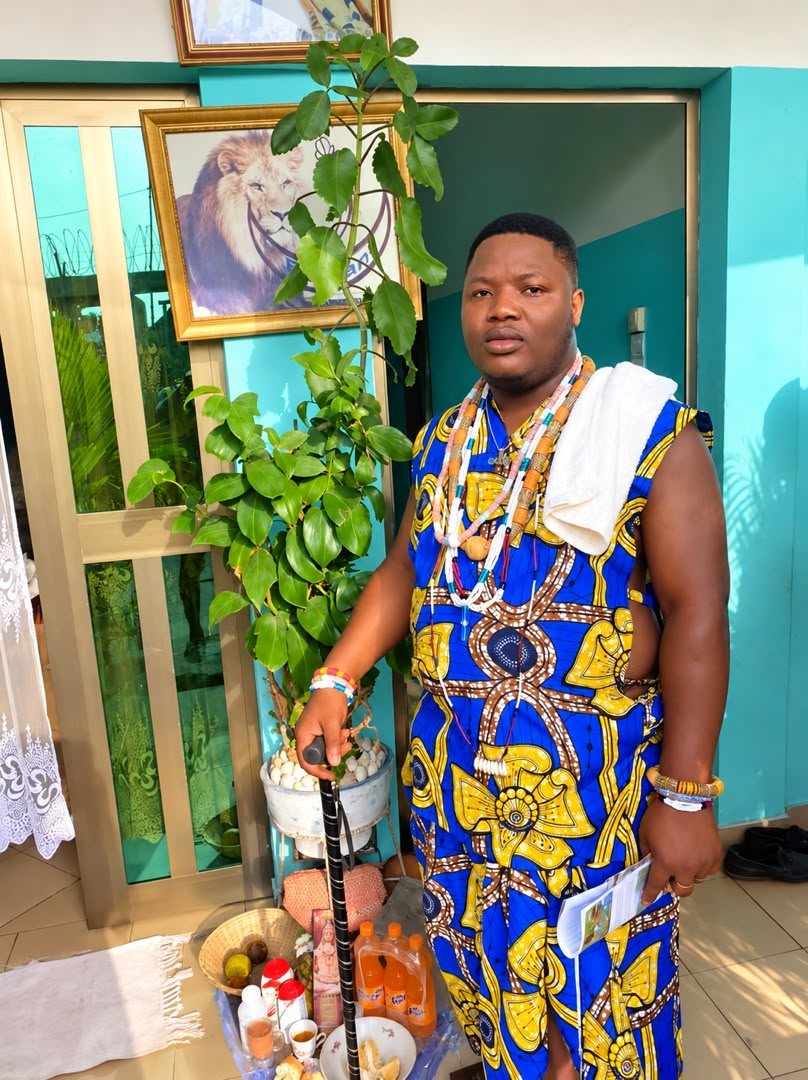 Togbé Apoukéssi, guide spirituel et consultant Vodun